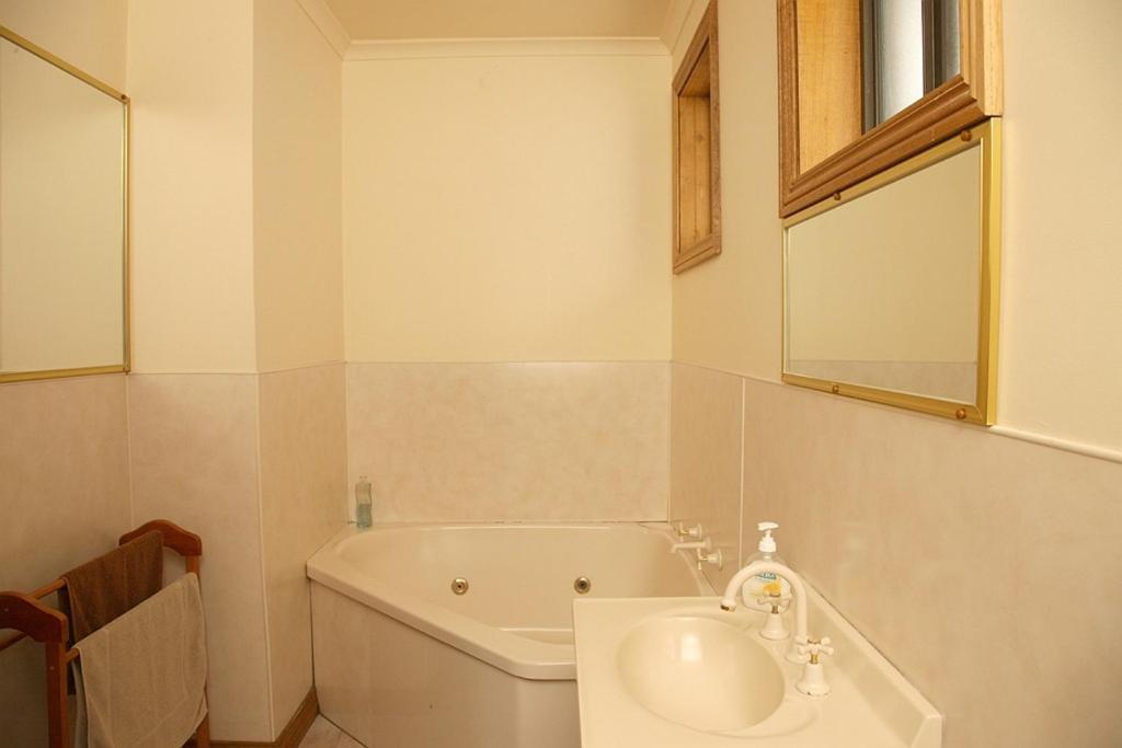 Apollo Bay Backpackers Lodge Quarto foto
